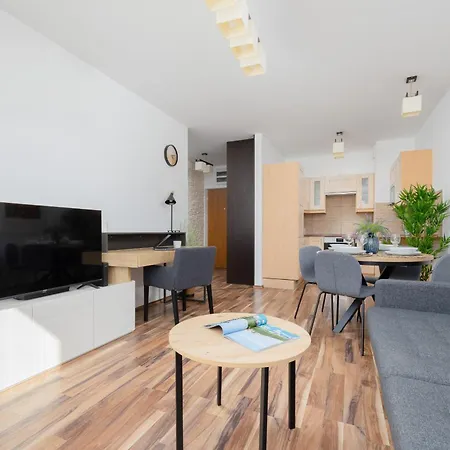 Spacious With Parking And Balcony By Renters * Warsaw