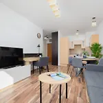 Spacious With Parking And Balcony By Renters * Varşova